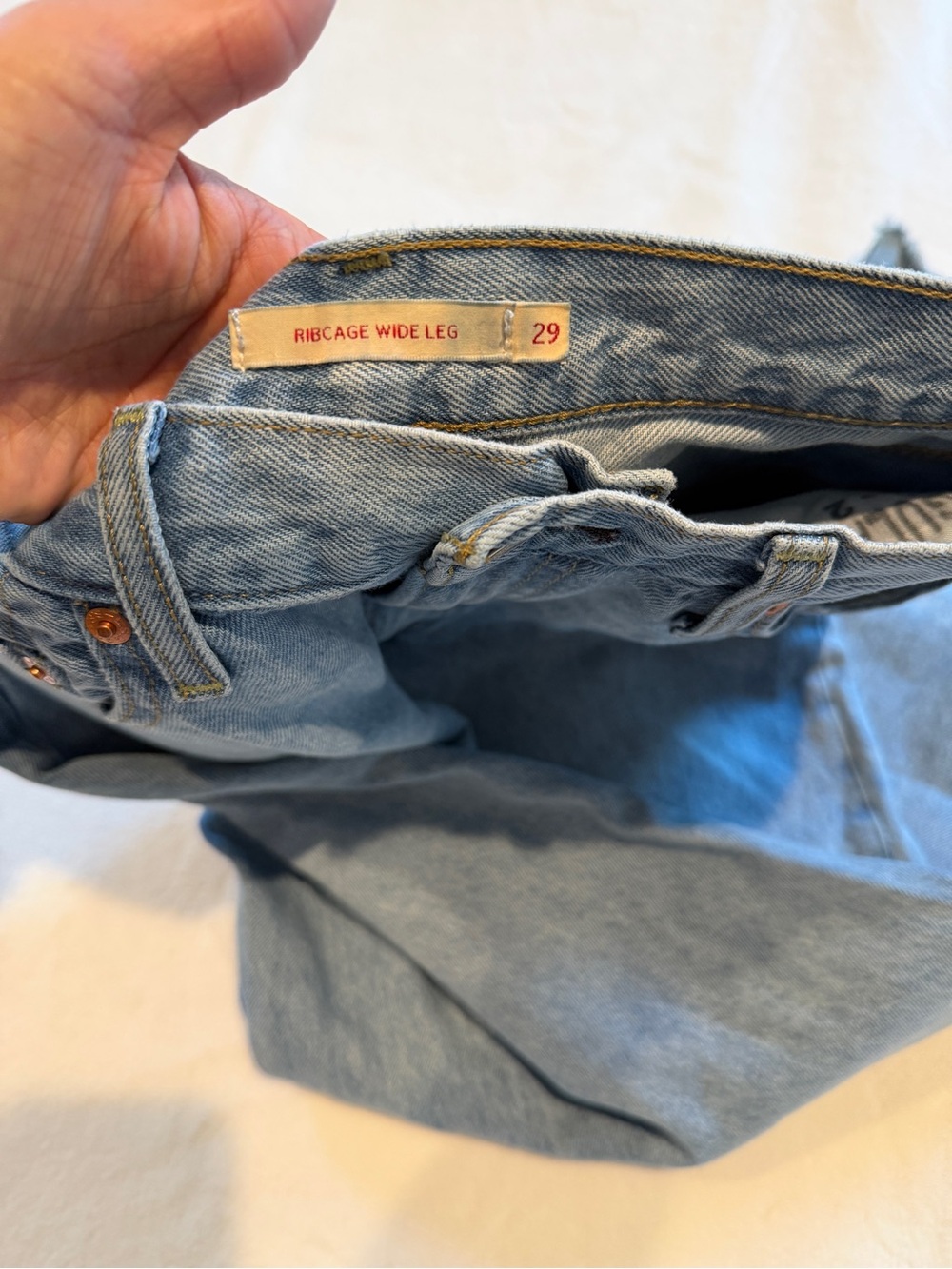Levi's Rib Cage Wide Leg - Picture 3 of 5